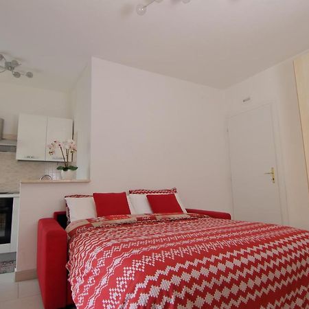 Atelier Leopardi In Meran Apartment Luaran gambar