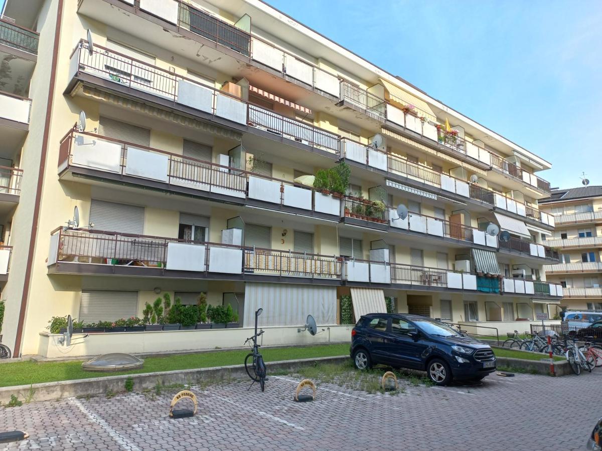 Atelier Leopardi In Meran Apartment Luaran gambar